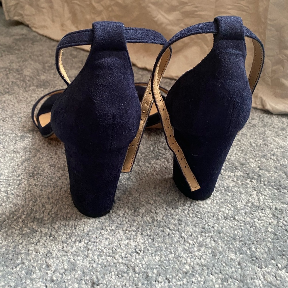 Navy blue block heels - Picture 3 of 5